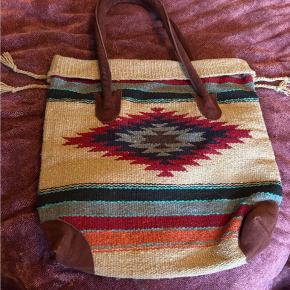 Handbags - Beautiful southwestern bag
